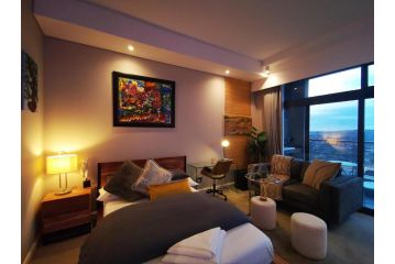 Luxurious Studio Apartment - Menlyn Maine Apartment, Pretoria - 3