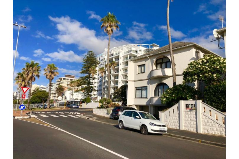 Prince Edward Mansions Apartment, Cape Town - imaginea 13