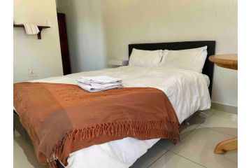 Private and cozy Guest house, Sandton - 5