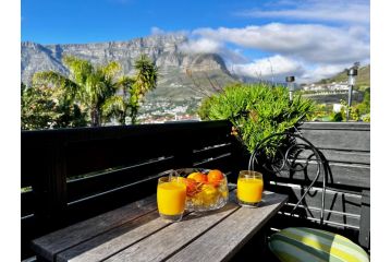 Private Cozy Apartment with Mountain Views Apartment, Cape Town - 2