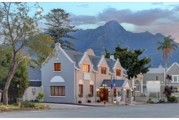 Premier Express Inn George Outeniqua Hotel, George - 2