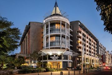Protea Hotel Fire & Ice! by Marriott Durban Umhlanga Ridge Hotel, Durban - 1