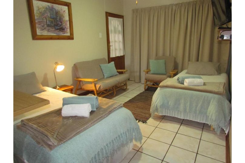 PureJoy Self-Catering Accommodation Apartment, Bloemfontein - imaginea 6