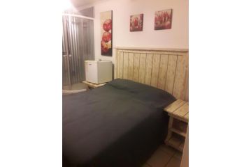 Purple Heart trading Guesthouse Guest house, Secunda - 4