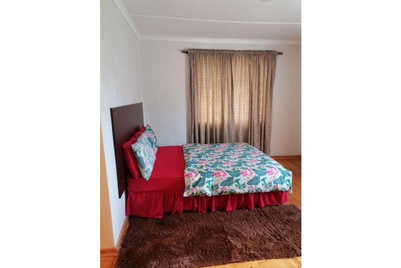 QTEN CASINO Guest house, Pietermaritzburg - imaginea 12