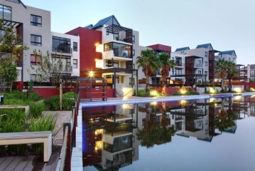 Quayside Canal Front Apartment, Cape Town - 2