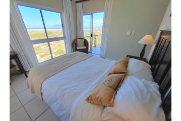 Beachside Muizenberg Apartments Apartment, Cape Town - 3