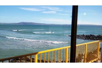 Raaswater Self Catering Apartment, Langebaan - 1