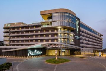 Radisson Hotel & Convention Centre Johannesburg, O.R. Tambo Hotel, Johannesburg - 1