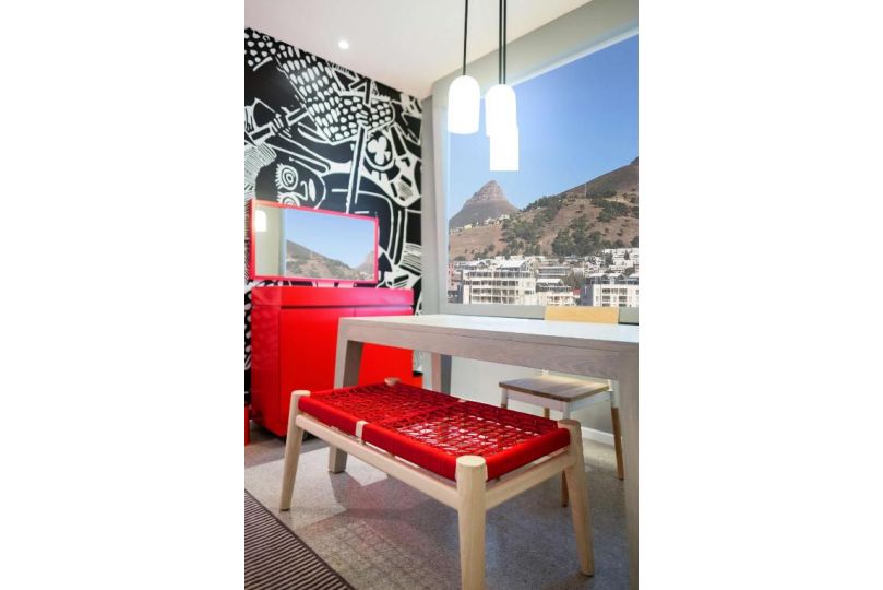 Radisson RED Hotel V&A Waterfront Hotel, Cape Town - imaginea 11