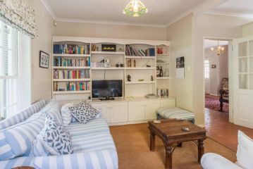 E Stamford Road Apartment, Cape Town - 5