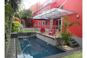 Red Square Home Guest house, Pretoria - 1