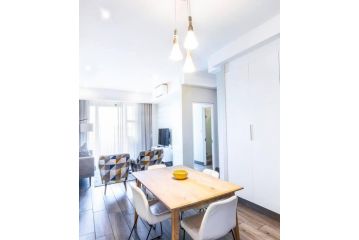 Regency Luxury 2 bed Apartment with city Views Apartment, Pretoria - 2