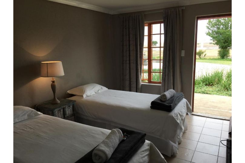 Rhino Creek Estate Hotel, Bloemfontein - imaginea 11