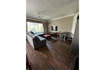 Riba stables Apartment, Midrand - 3