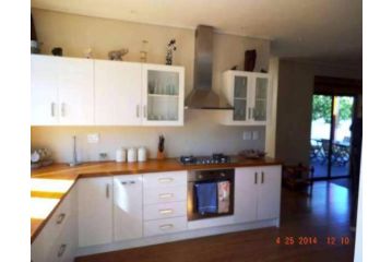 Riverside 18 Guest house, Hermanus - 5