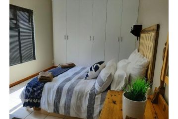 Robins Rest Apartment, George - 2