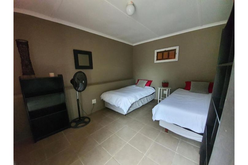 ROCKABILLY RANCH Self-Catering Guest Units Guest house, Pietermaritzburg - imaginea 19