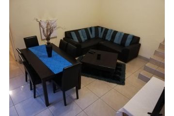 Rocky Ridge Guest House SELF Catering - No alcohol allowed Apartment, Roodepoort - 5