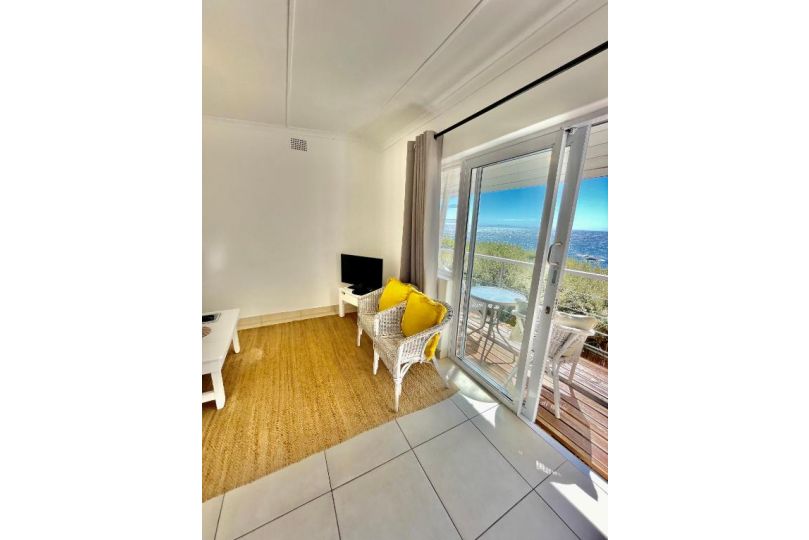 Sail Away Studios Apartment, Simonʼs Town - imaginea 13