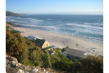 Romantic getaway Misty Cliffs Guest house, Cape Town - 5