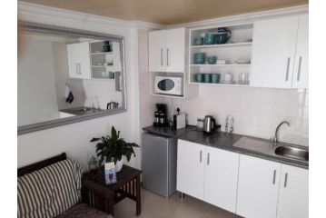 Rondebosch#East#Halaal Apartment, Cape Town - 4