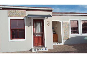 Room in BB - Luxury Bb double bedroom with its private entrance and bathroom in Capetown Guest house, Cape Town - 2