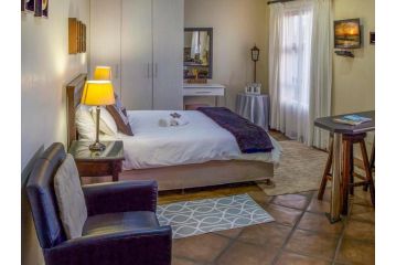 Room in BB - Luxury Room, double Bed and Sleeper Couch max 4 guests, near Port Elizabeth Guest house, Port Elizabeth - 3