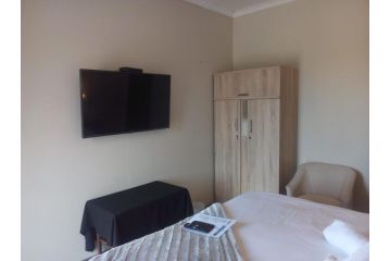 Room in BB - Soeteweide North Bb Guest house, George - 1