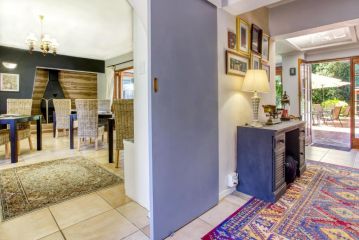 Room in Lodge - Lush Suburban Paradise Guest house, Cape Town - 4
