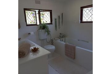 Rosedale Self Catering Cottage with pool and large entertainment BBQ area Guest house, Rosetta - 4