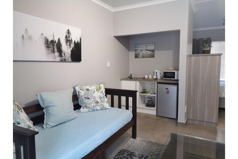Rosedene Apartment, Bloemfontein - imaginea 9