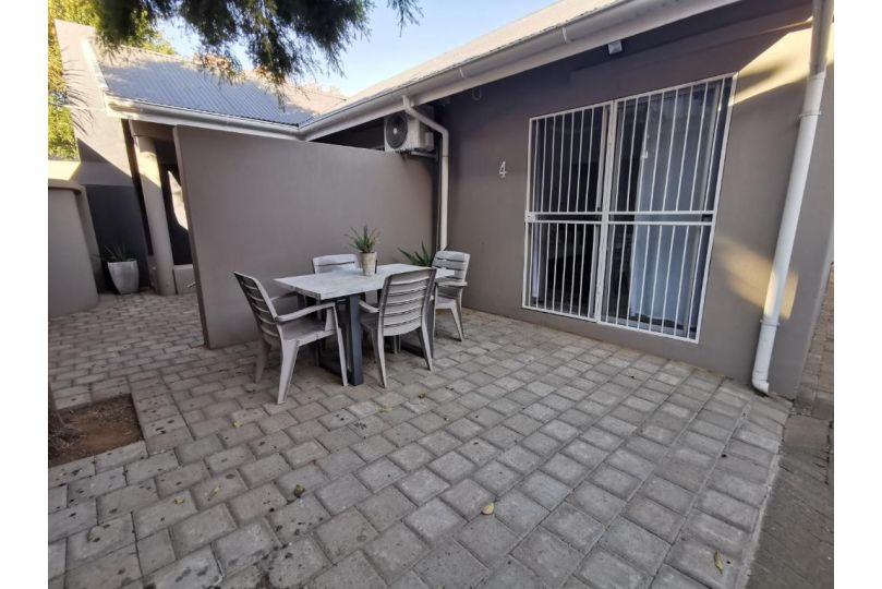 Rosedene Apartment, Bloemfontein - imaginea 17