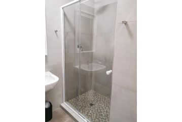 Rosedene Apartment, Bloemfontein - 3