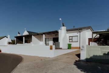 Roseveldt Apartment, Paternoster - 2