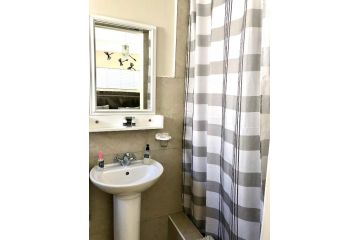 @ Rosie's Hostel, Bloubergstrand - 4