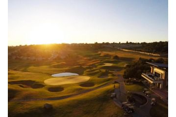 Rossetaâ€™s Golf Retreat Villa, Roodepoort - 4