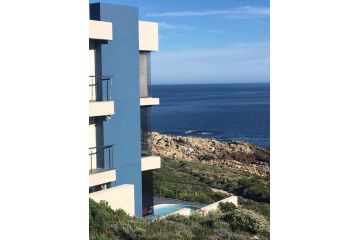 Royal Albatros Apartment, Gansbaai - 3