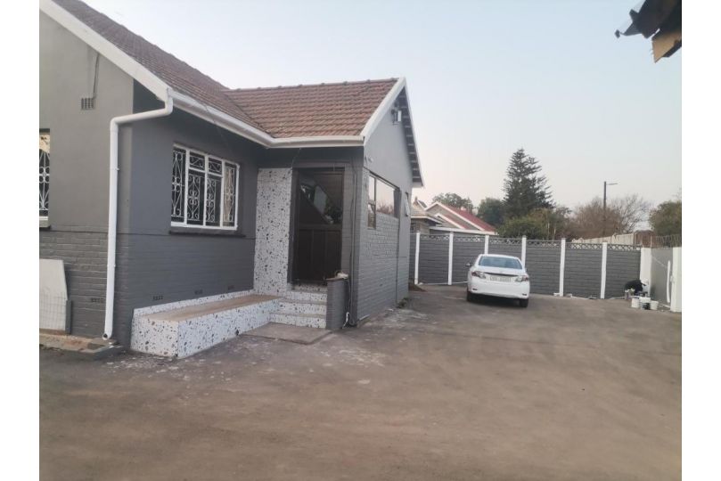 ROYAL GUEST HOUSE Guest house, Pietermaritzburg - imaginea 20