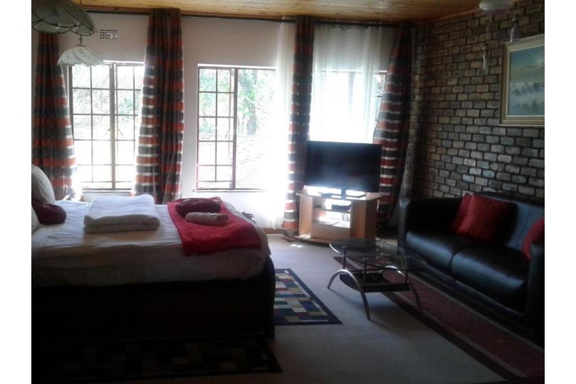 Royal Olympia Lodges & Safaris RSA Guest house, Sandton - imaginea 2