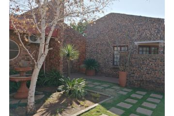 Ruresta Guesthouse Apartment, Bloemfontein - 1