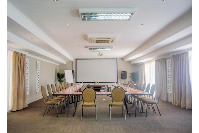 Ruslamere Hotel and Conference Centre Hotel, Durbanville - imaginea 16