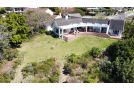 Russell's Holiday Home - Covered Patio & Sea Views, Large Garden & Pet Friendly Villa, Plettenberg Bay - thumb 7