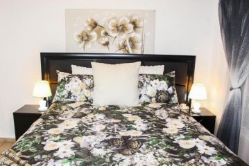 Rustic private room perfect for individuals or couples Guest house, Sandton - 1