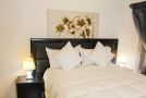 Rustic private room perfect for individuals or couples Guest house, Sandton - thumb 13