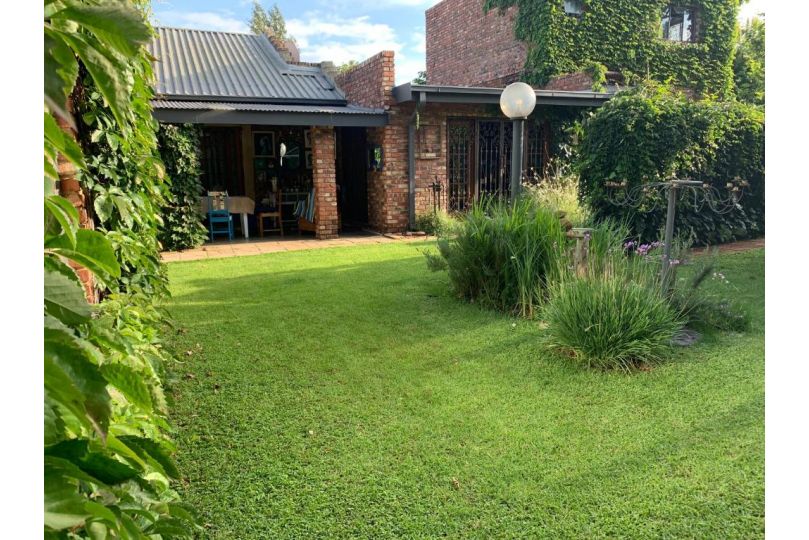 B's Place Guest house, Potchefstroom - imaginea 20