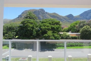 Son & Saffier Guest house, Hermanus - 1