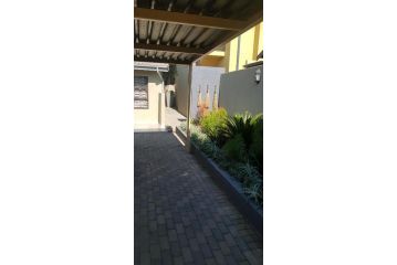 Salas Stay, Midrand ApartHotel, Midrand - 4