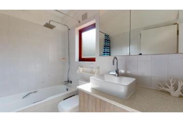 San Lameer Villa 3001 by Top Destinations Rentals Apartment, Southbroom - 4