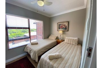 Sandpiper's Nest 7 Houtboschbaai Apartment, Jeffreys Bay - 5